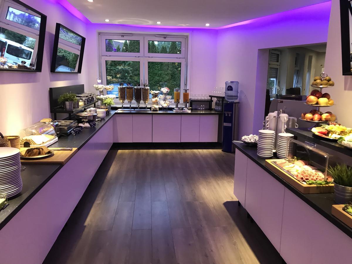 Wincent Hotel Gmbh Sinsheim Esterno foto