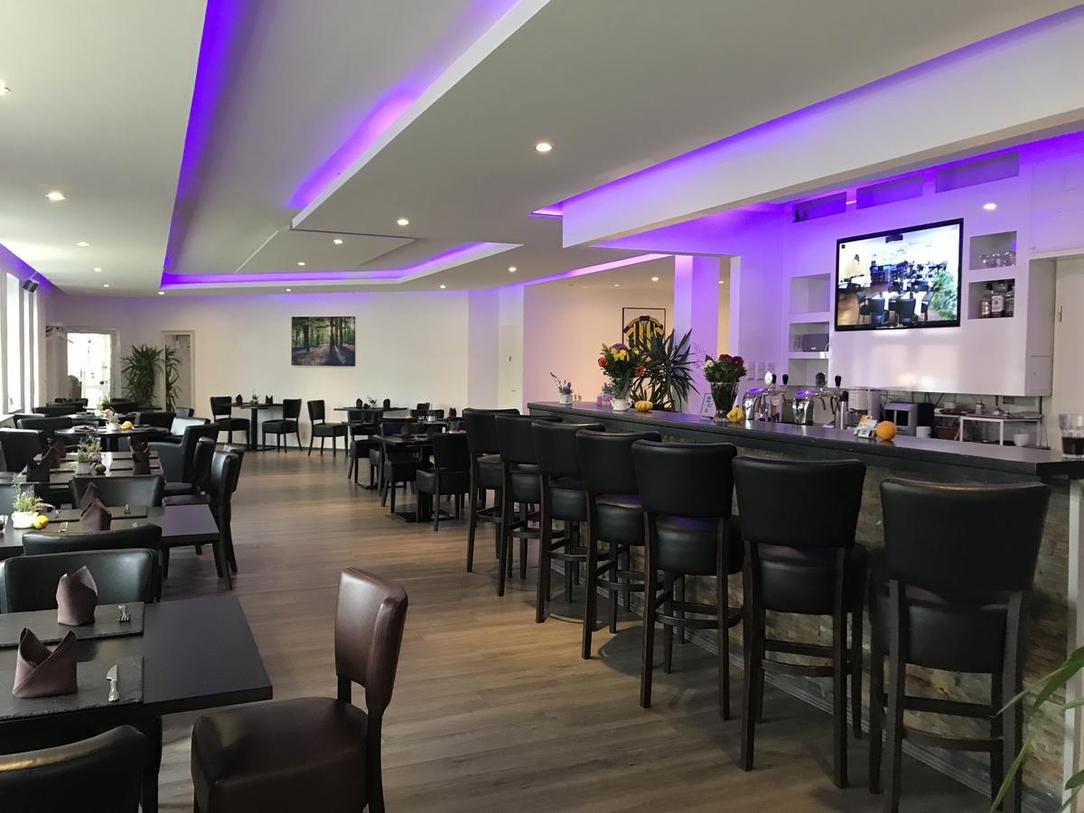 Wincent Hotel Gmbh Sinsheim Esterno foto