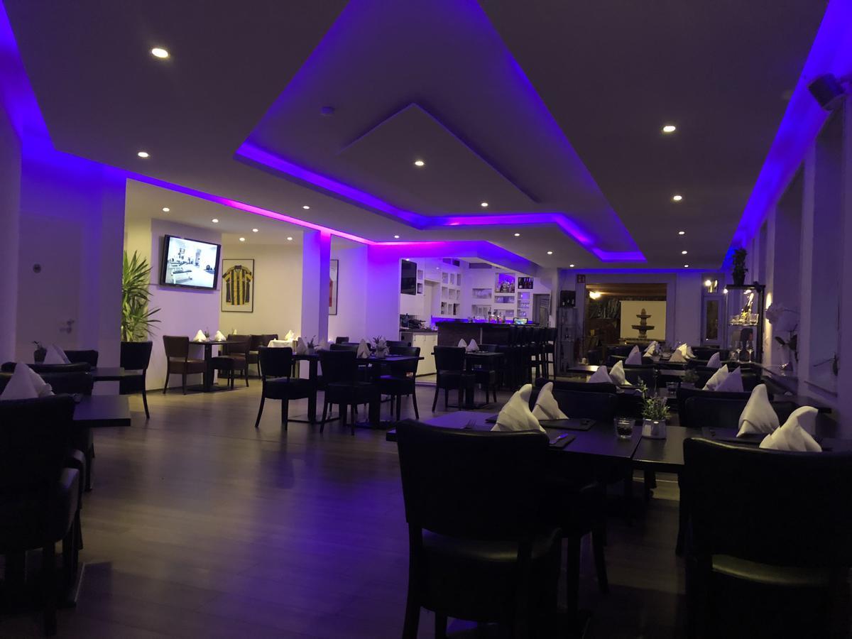 Wincent Hotel Gmbh Sinsheim Esterno foto