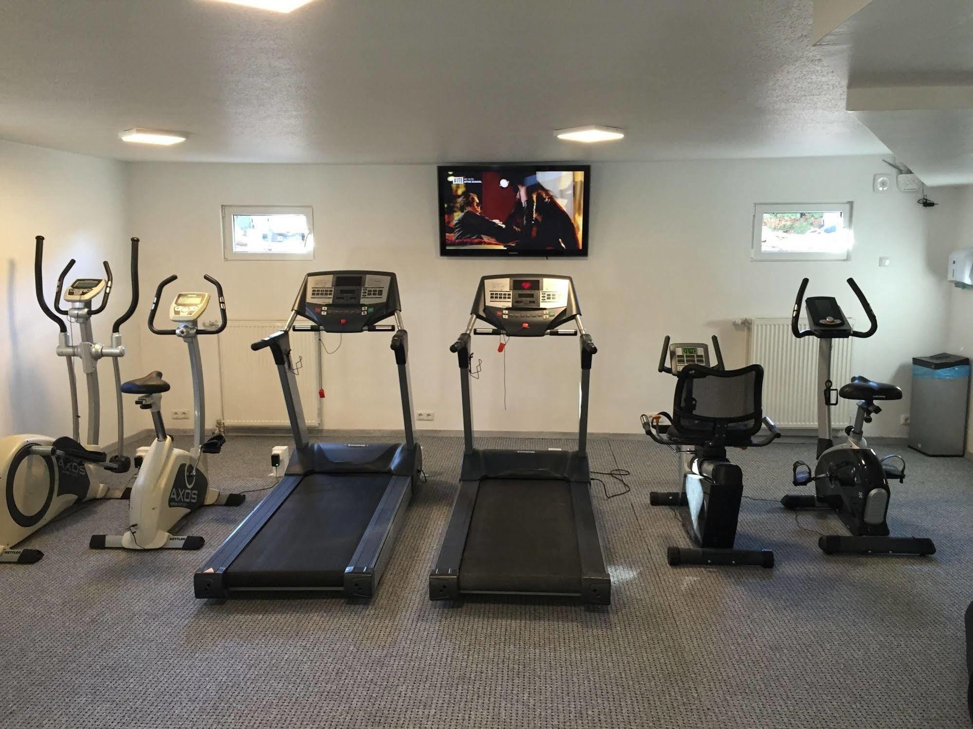 Wincent Hotel Gmbh Sinsheim Esterno foto
